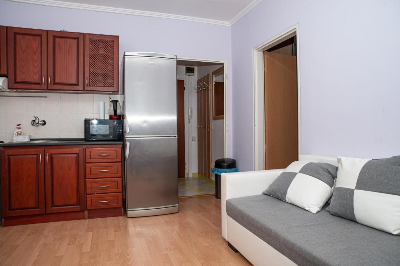 Lovely One Bedroom Apartment Nové Zámky Exterior foto